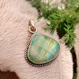 Green Rainbow Moonstone Solid 925 Sterling Silver Pendant